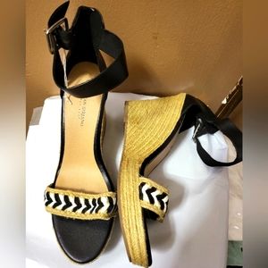 Christian Siriano Straw black wedges Size 11